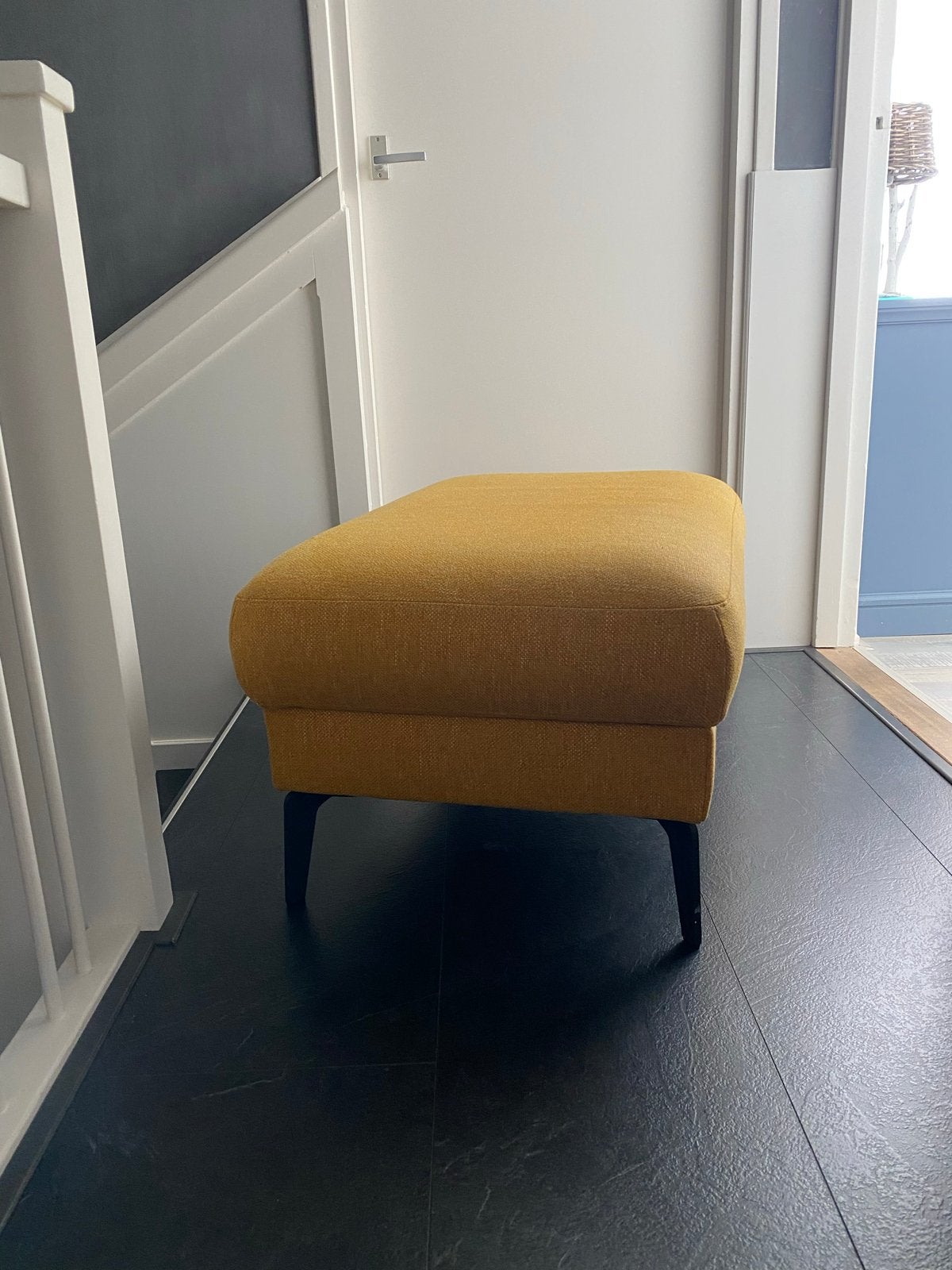 Hocker oker geel, Huis en Inrichting, Ophalen, Kan bij alles, 75 tot 100 cm, Zo goed als nieuw