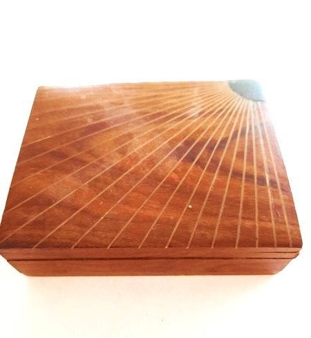 Vintage houten kistje met messing inleg Zonnestralen Art Dec, Antiek en Kunst, Ophalen
