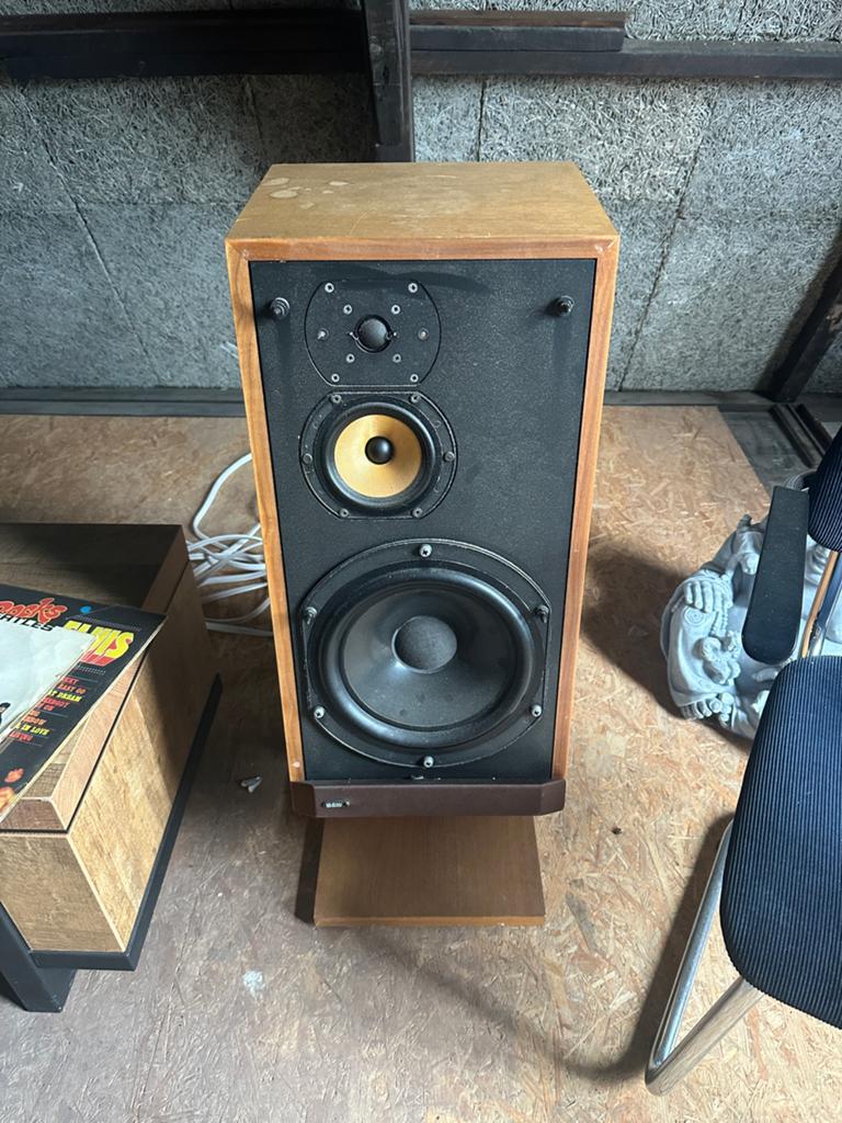 Bowers & Wilkins B&W DM16 luidsprekers, Ophalen, Zo goed als nieuw, Front, Rear of Stereo speakers, Bowers & Wilkins (B&W)
