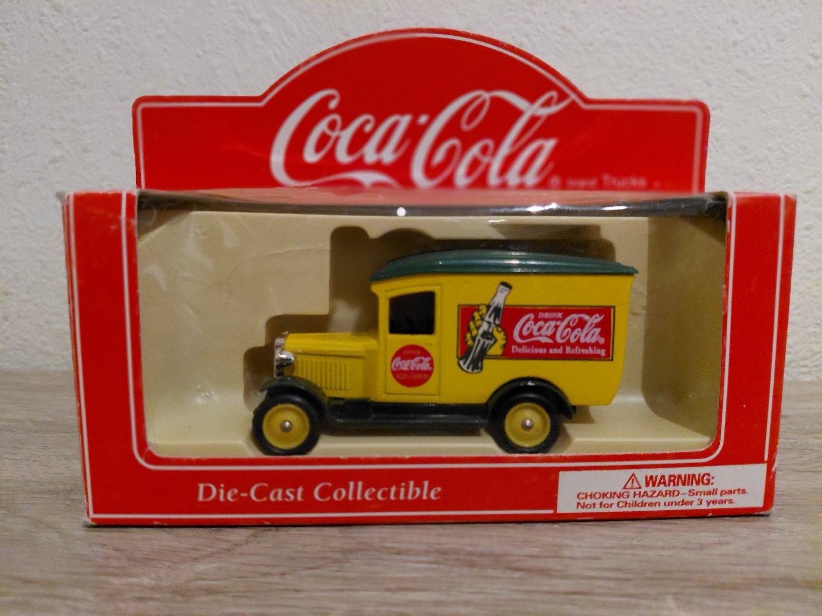 'Coca-Cola' Chevrolet bestelwagen, Hobby en Vrije tijd, Overige merken, Verzenden, Groter dan 1:32, Nieuw
