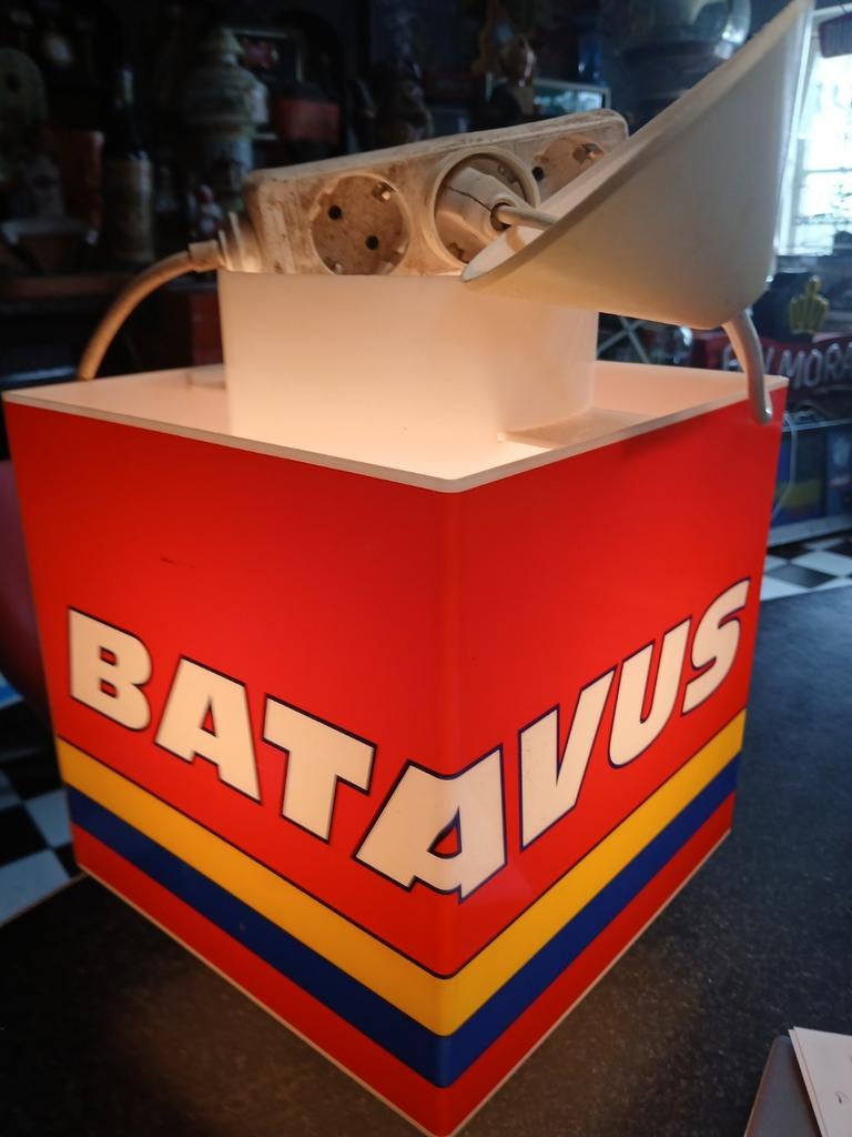 Batavuus hang lichtbakje, Ophalen, Zo goed als nieuw
