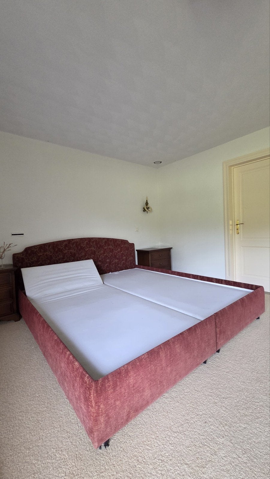 Schramm Tweepersoons Boxspring met Verstelbare Lattenbodem, Huis en Inrichting, Ophalen, Verstelbaar, Tweepersoons, Klassiek, Luxe