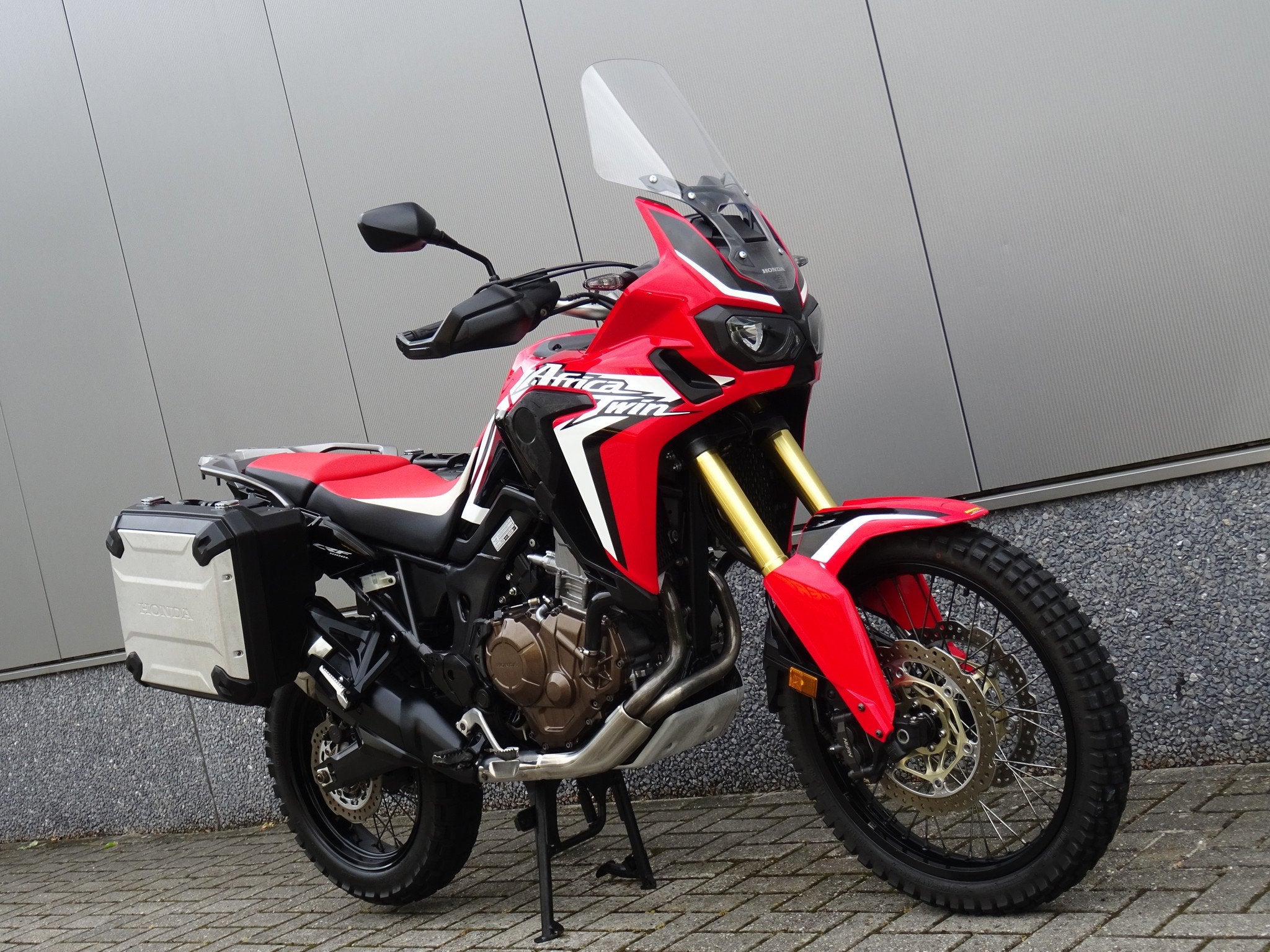 Honda CRF 1000 L AFRICA TWIN(35KW MOGEL.) (bj 2016), Bedrijf, Toermotor