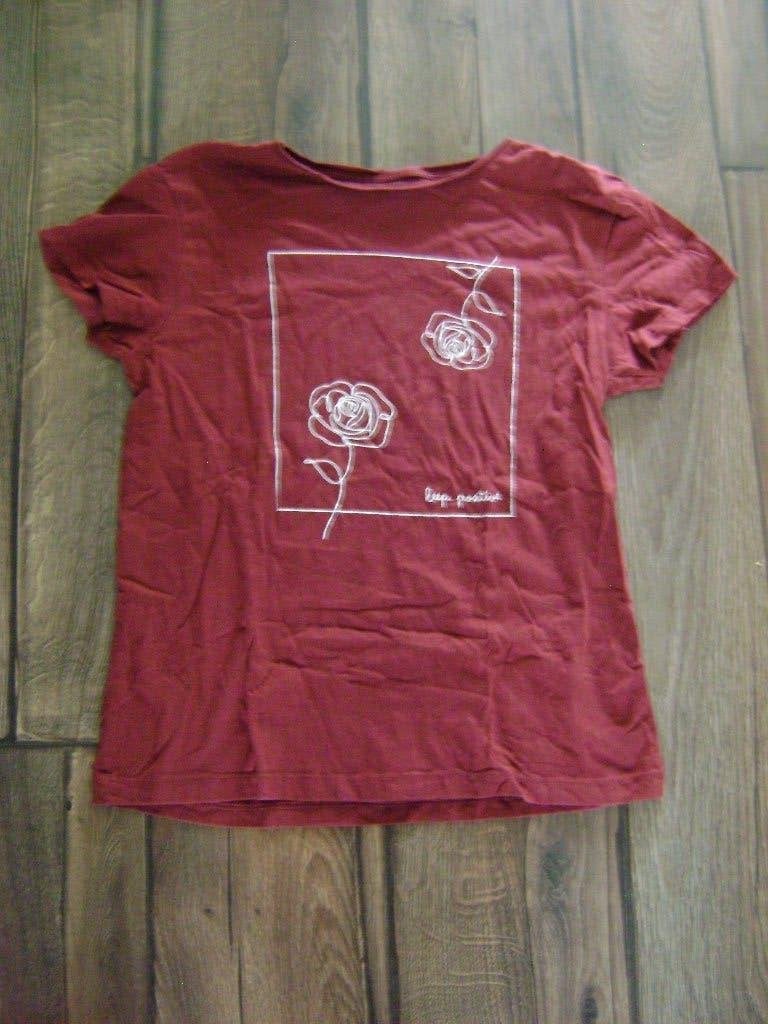 Bordeauxrood t-shirt met print - maat S, Kleding | Dames, T-shirts, Maat 38/40 (M), Ophalen of Verzenden, Korte mouw, Gedragen