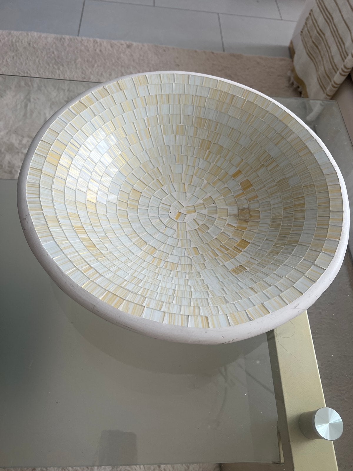 Decoratieve mozaïek schaal - Wit/Geel, Ophalen, Overige materialen, Gebruikt, Schaal