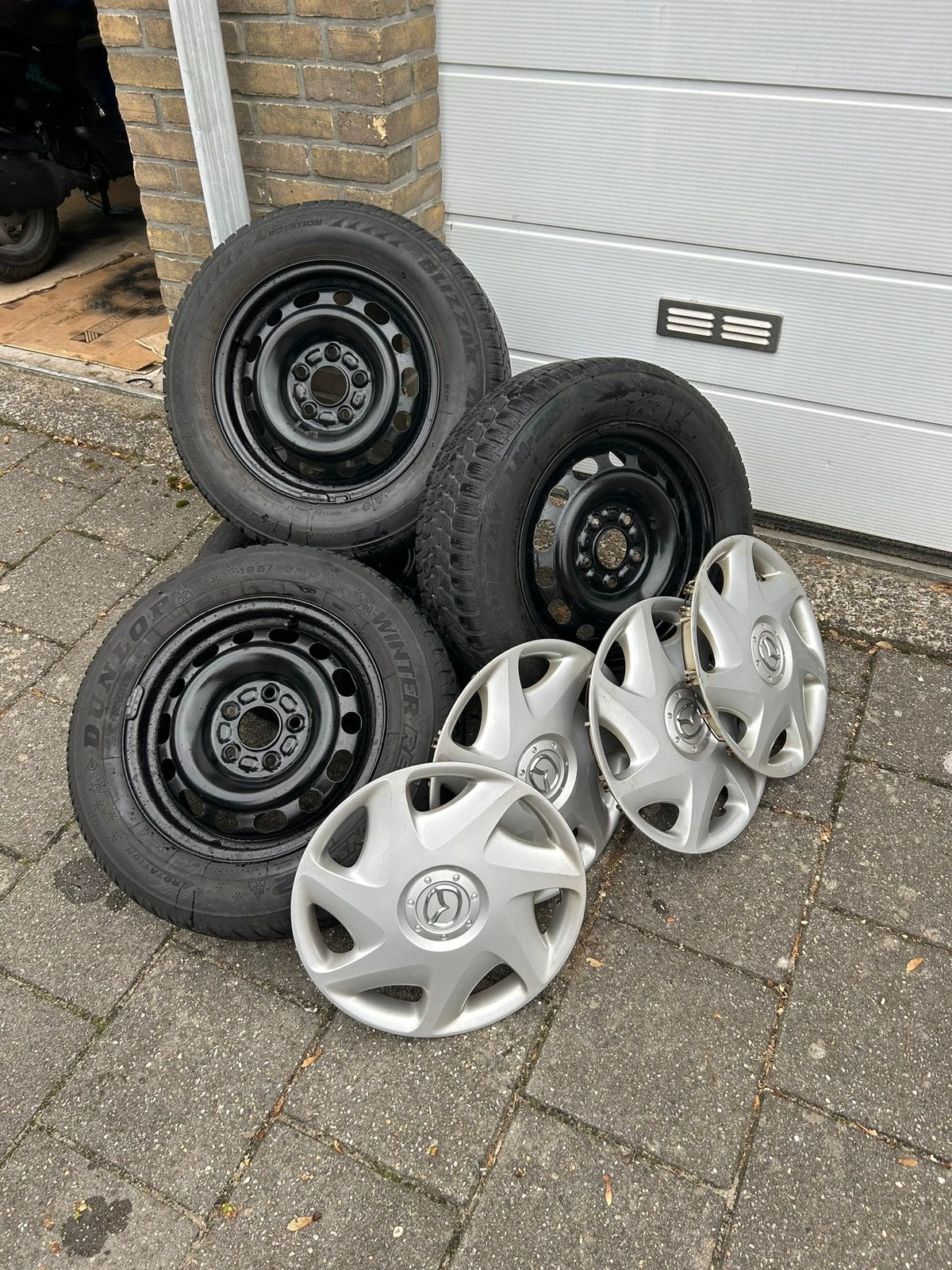 Bridgestone blizzak lm-25 195/65R15 + Mazda 6 2008, 15 inch, Banden en Velgen, 195 mm, Winterbanden