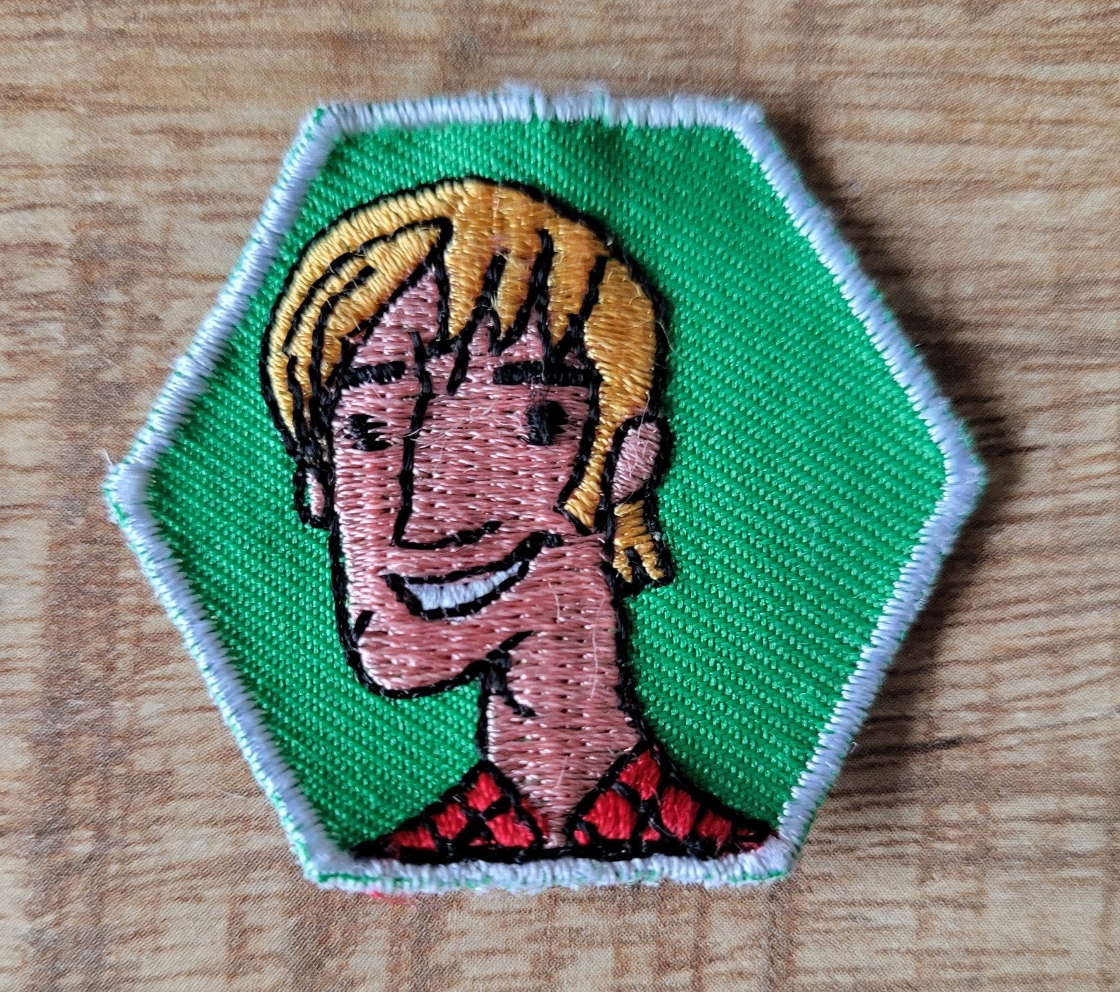 Scouting Insigne Badge Bevers 'Bas Bos', Verzamelen, Ophalen of Verzenden, Zo goed als nieuw, Embleem, Speld of Insigne