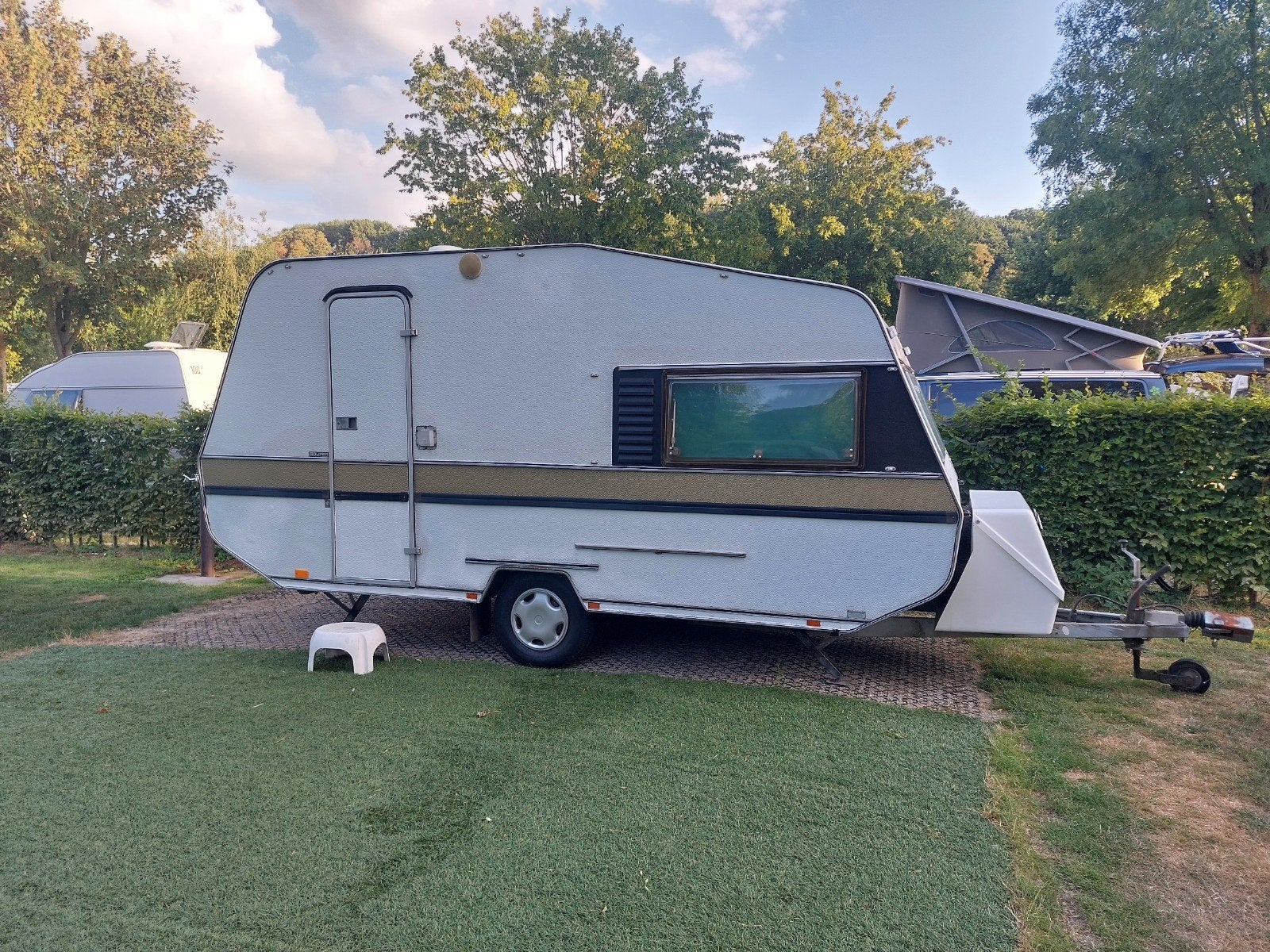 Solifer Artic 45T wintercaravan met wintervoortent, Overige merken, Rondzit, 750 - 1000 kg, Particulier
