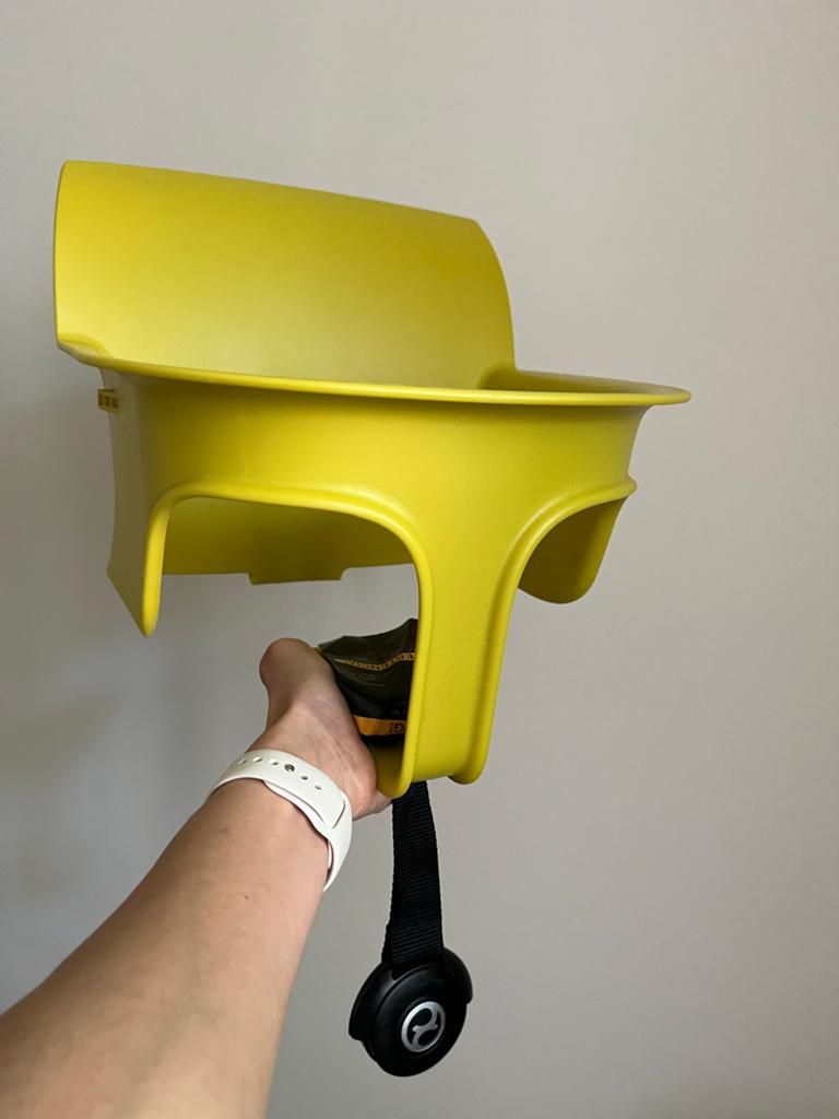 Cybex gele kinderstoelverhoger met gordel + blad, Ophalen of Verzenden, Zo goed als nieuw, Overige typen, Aanschuifbaar