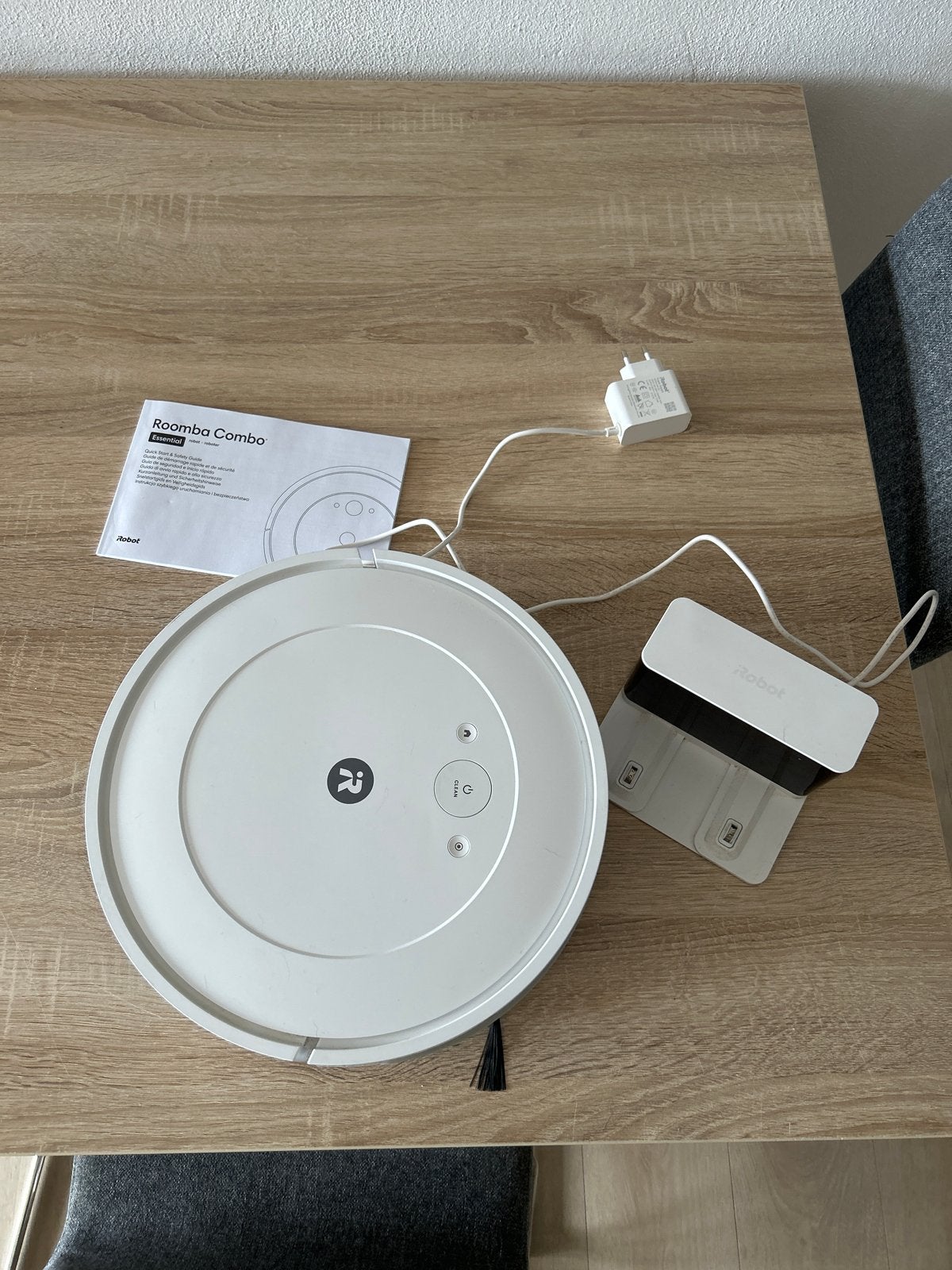 Roomba Combo Rvg-y1 Robotstofzuiger met Dweilfunctie, Ophalen, Gebruikt, IRobot, Dweilfunctie