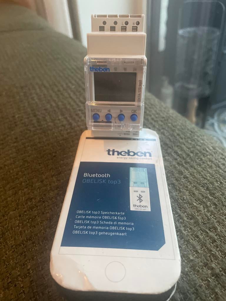 Theben ELEKTA 170 top3 Schakelklok met Bluetooth OBELISK, Ophalen of Verzenden, Zo goed als nieuw, Overige typen