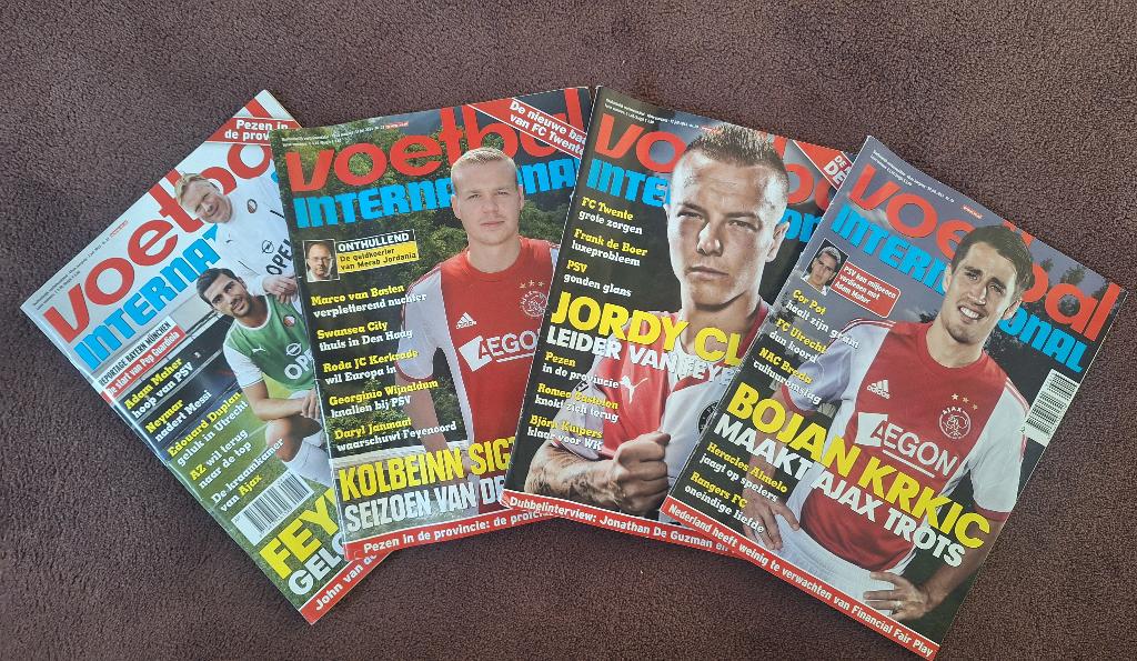 Voetbal International, Boeken, Ophalen of Verzenden, Gelezen, Sport en Vrije tijd