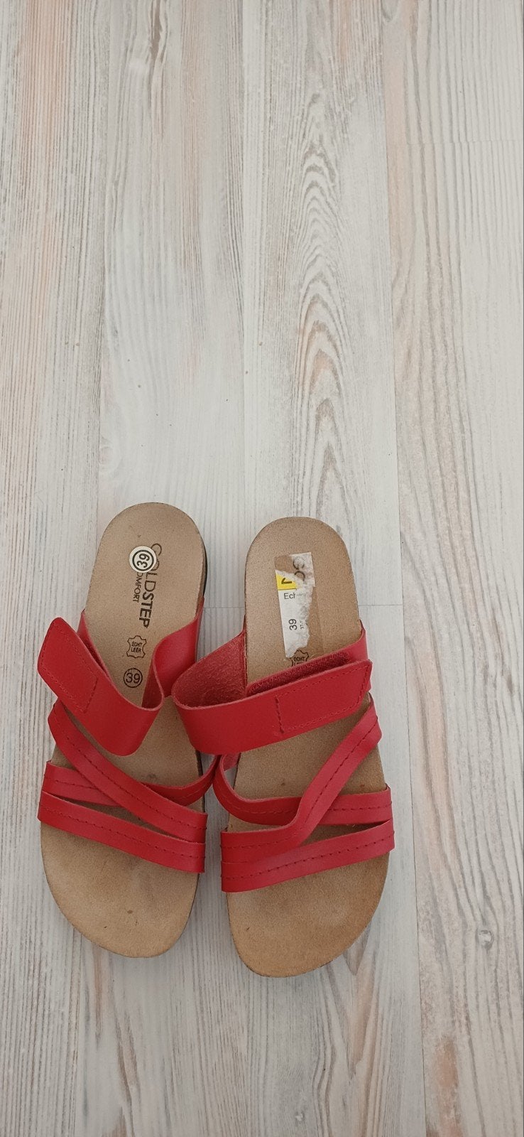 Rode slippers maat 39, Goldstep comfort, Instappers, Goldstep comfort, Ophalen of Verzenden, Zo goed als nieuw