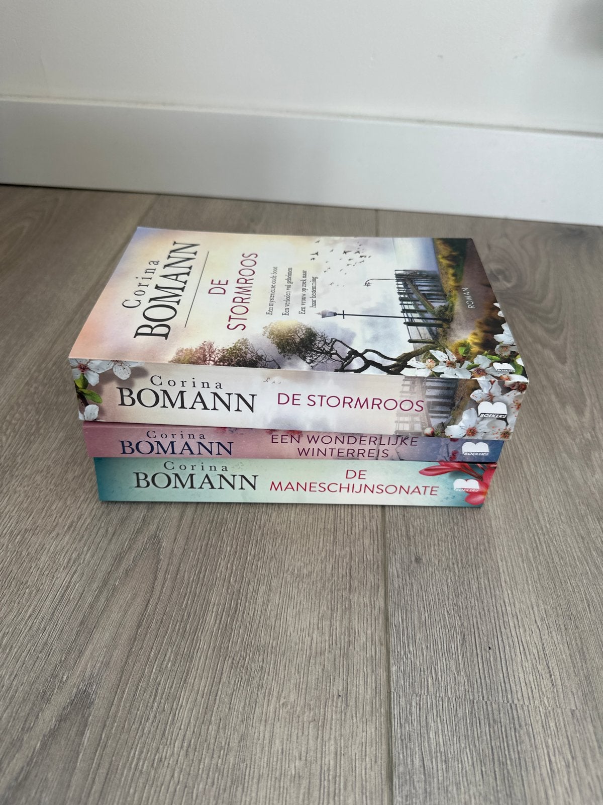 Boekenpakket Corina Bomann - 3 romans, Boeken, Ophalen of Verzenden, Gelezen