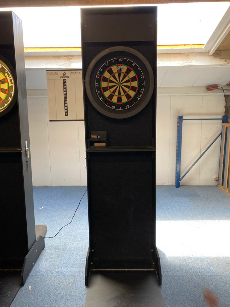 Mobiele Dartbanen met LED Verlichting en Scoreborden, Ophalen, Gebruikt, Dartbord met pijlen