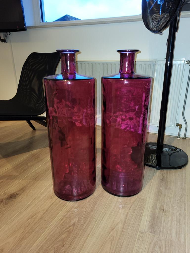 Te koop aangeboden: set fuchsia vazen, Ophalen, Overige kleuren, 75 cm of meer, Glas