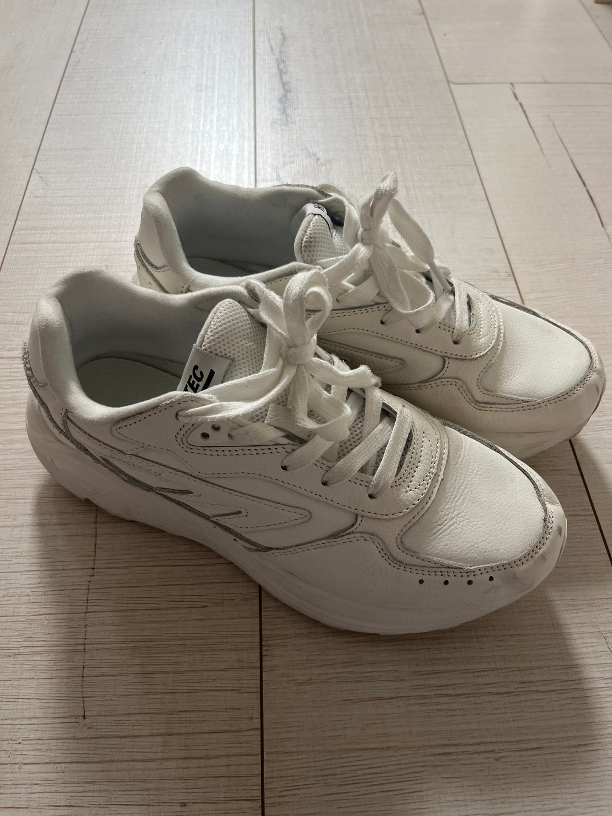 Hi-tec sneakers wit leer maat 41, Ophalen of Verzenden, Wit, Sneakers of Gympen