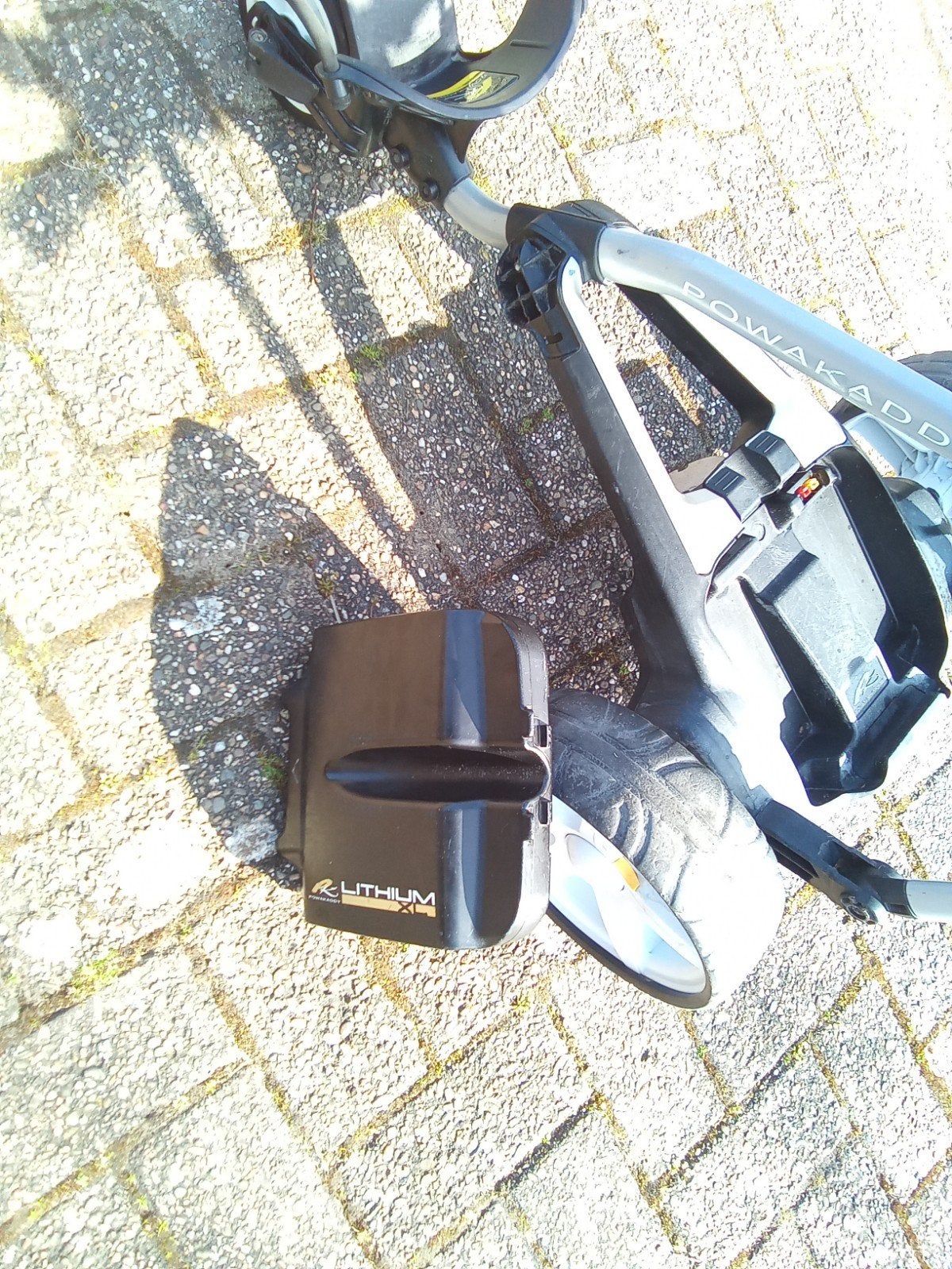 Elektrische Golftrolley, Sport en Fitness, Golf, Ophalen, Gebruikt, Golfkar