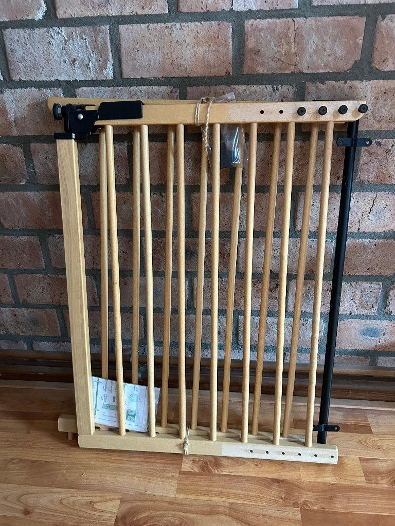 Twee traphekjes, Kinderen en Baby's, Traphekjes, Ophalen, 100 tot 115 cm, Zo goed als nieuw, Schroefhekje