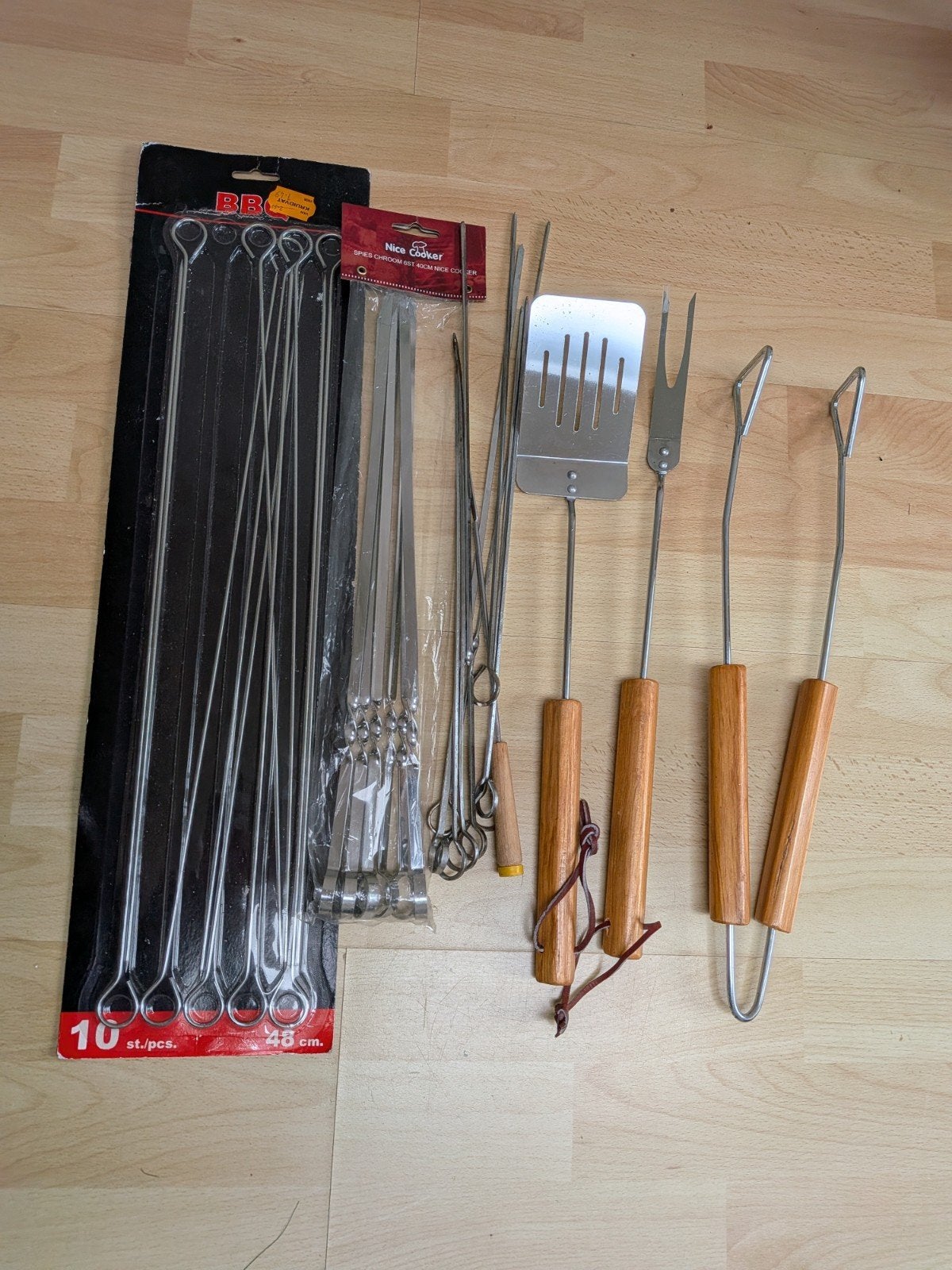 BBQ Spiesen en Gereedschap Set, Ophalen, Nieuw, BB / Nice Cooker