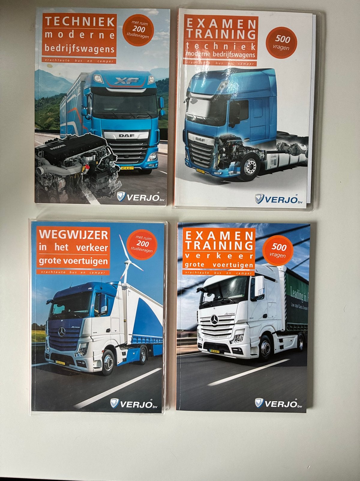 Complete set VERJO vrachtwagen theorieboeken – rijbewijs C, Boeken, Ophalen of Verzenden, Zo goed als nieuw, Overige niveaus