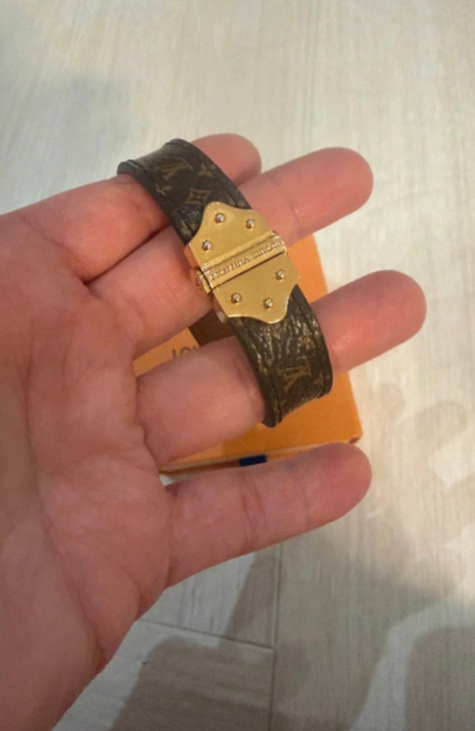 Louis vuitton armbandje, 10 cm of meer, Overige materialen, Ophalen of Verzenden, Zo goed als nieuw