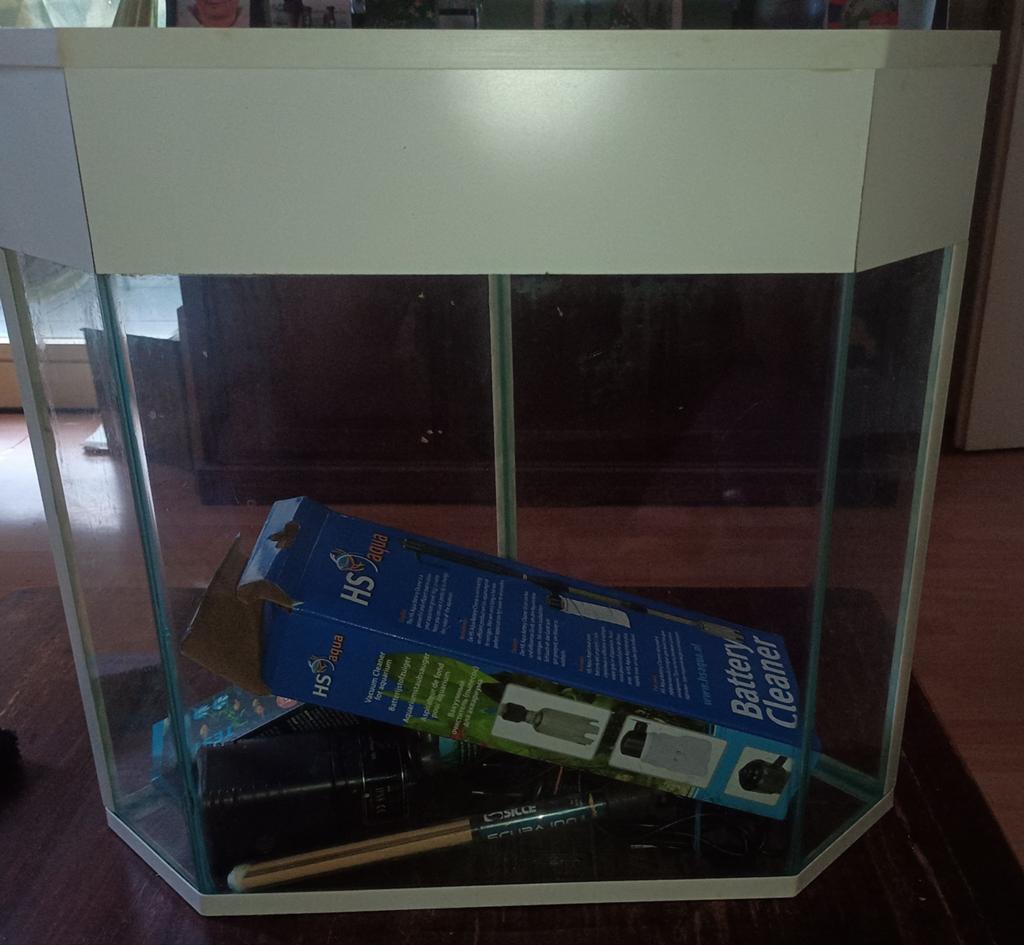 Driehoek aquarium. +- 60 liter, Ophalen, Gebruikt, Overige merken, Leeg aquarium