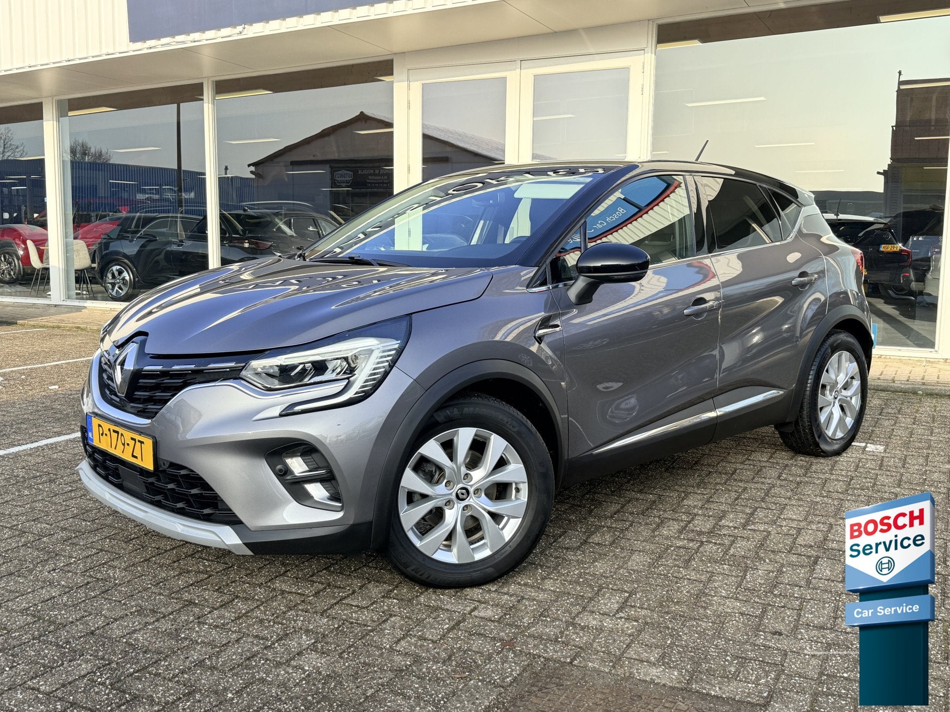 Renault Captur 1.6 E-Tech Hybrid 145 Intens | LED | Keyless, Gebruikt, 715 kg, Leder en Stof, 23 km/l