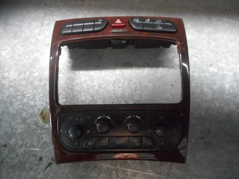 BEDIENINGSPANEEL CLIMATE CONTROL C (W203) (2038300285), Gebruikt, Mercedes-Benz AG, Ophalen of Verzenden, Dialog.mb@mercedes-benz.com