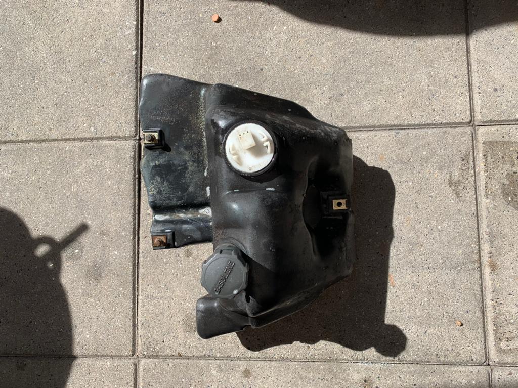 Vespa lx lxv s tank, Ophalen of Verzenden, Zo goed als nieuw, Tank