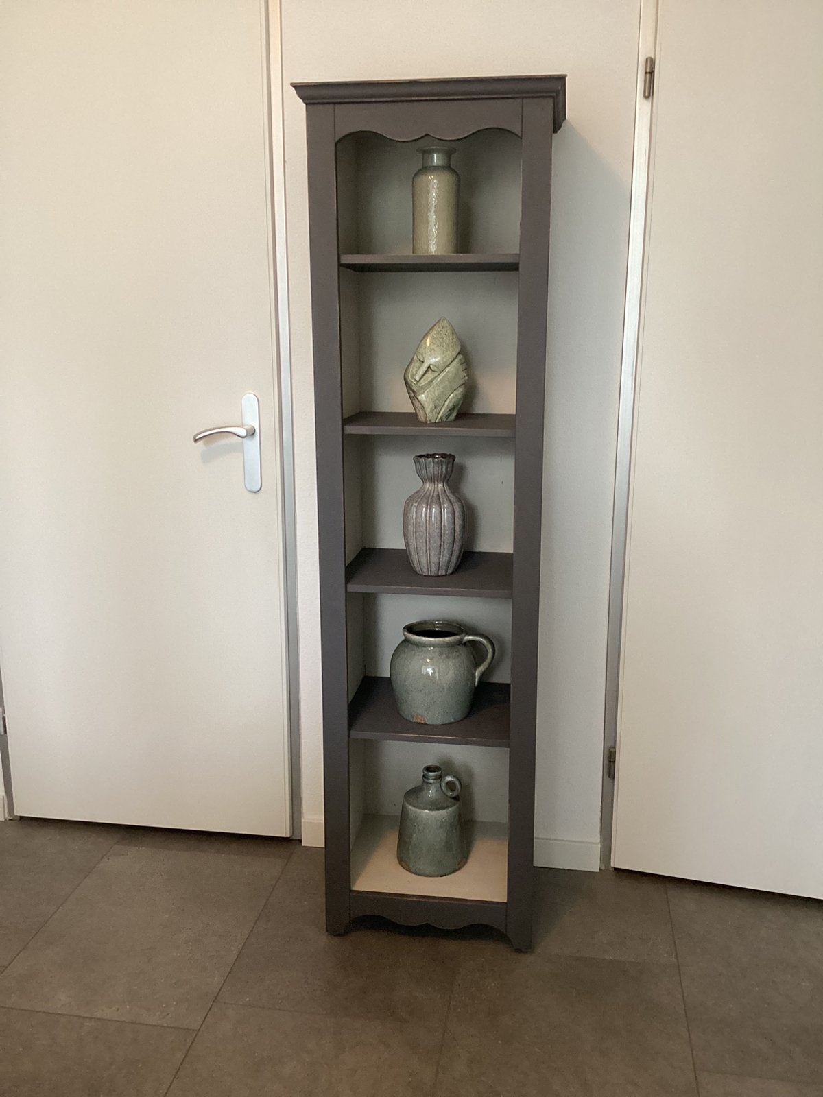 Brocante kast, Ophalen