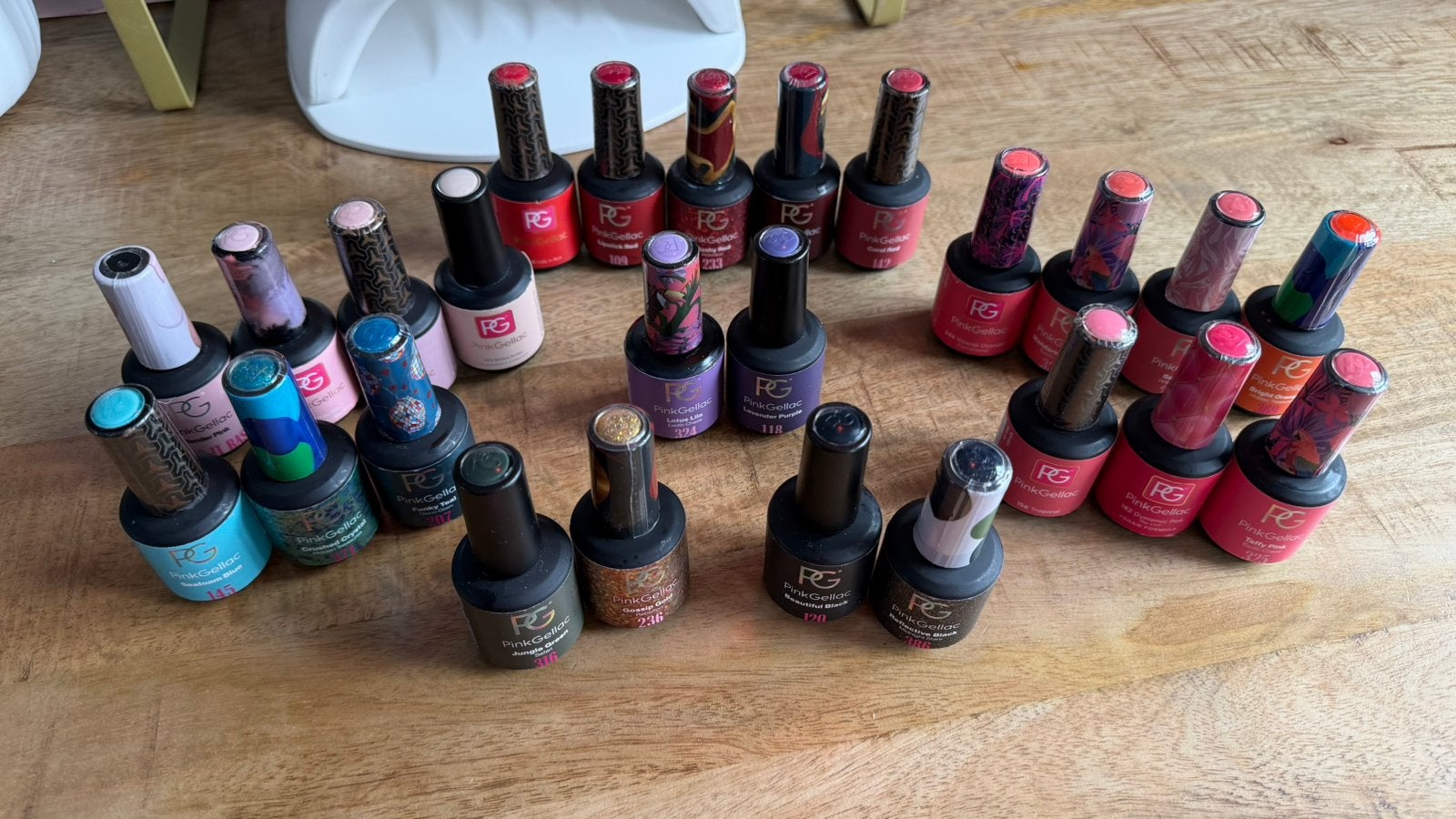 25 flesjes pink Gellac., Ophalen, Overige kleuren, Zo goed als nieuw, Handen en Nagels
