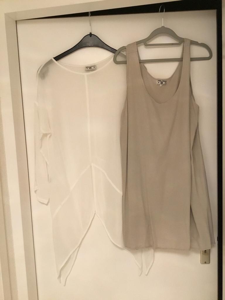2 delig tuniek en tuniek met mouw van Bella Donna  40/42, Ophalen of Verzenden