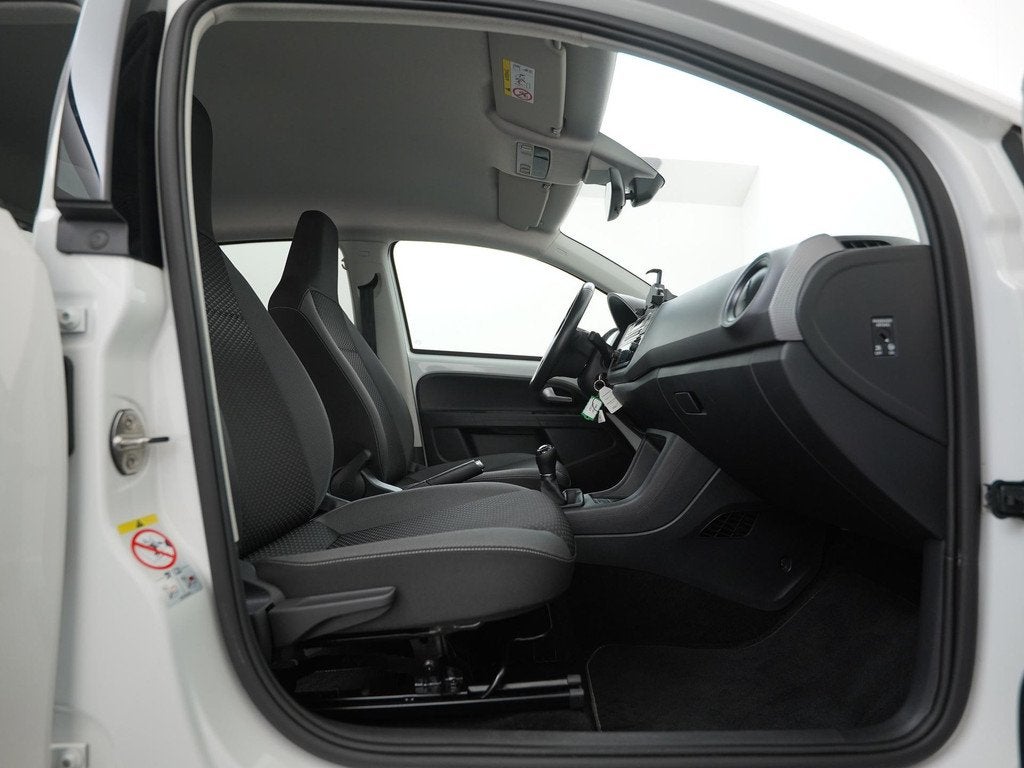 Volkswagen Up! 1.0 Active | Camera | Stoelverwarming | Zonda, 12 maanden, Stof, Gebruikt, 4 stoelen
