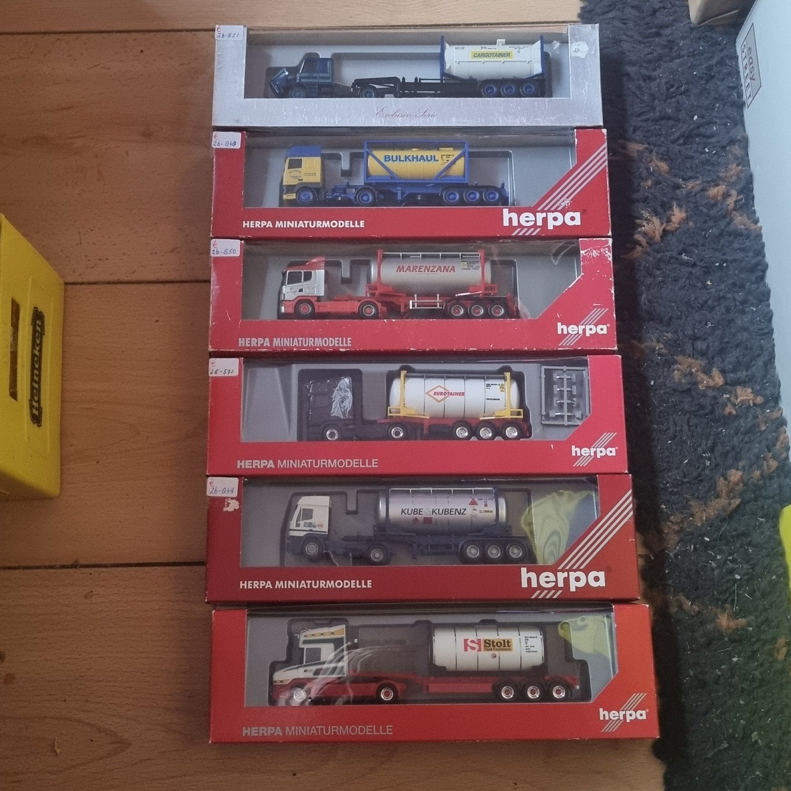 CONTAINER TRUCKS DIVERS 1:87-H0, Ophalen of Verzenden, Bus of Vrachtwagen, Overige merken