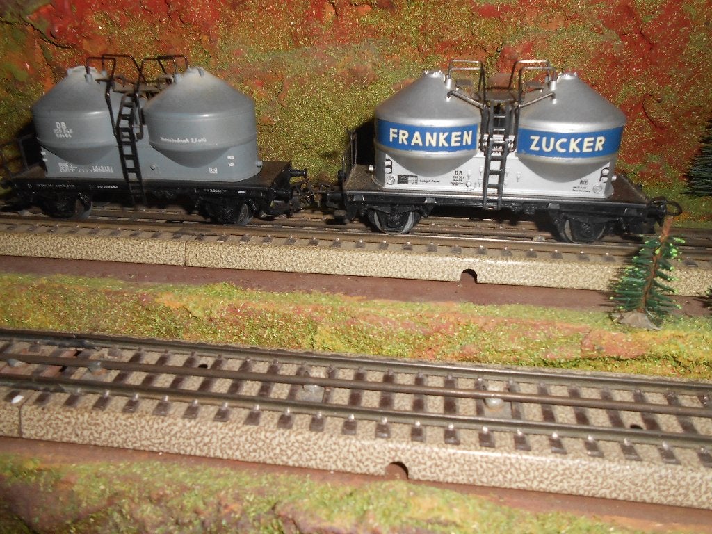 Märklin 4622 en 4658, 2 silowagons o.a. Franken Zucker, Wisselstroom, Treinset, Ophalen of Verzenden, Zo goed als nieuw