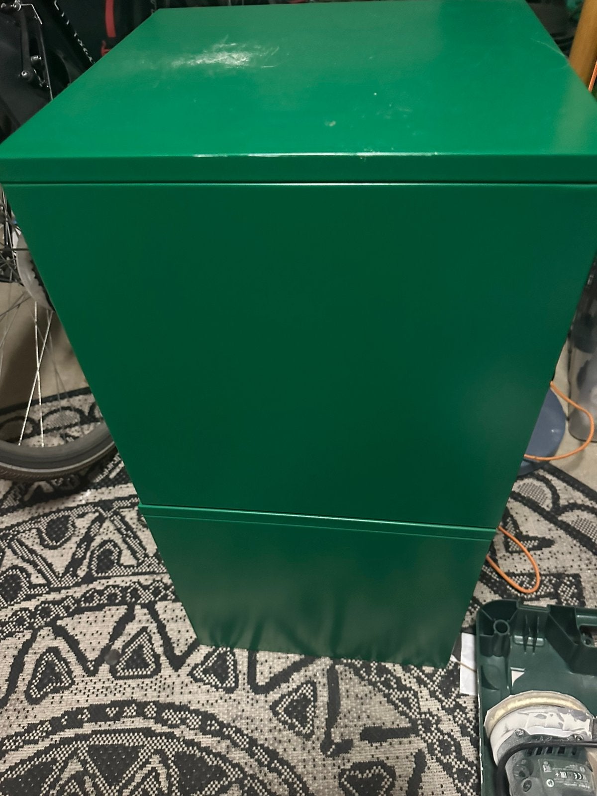 Metalen kast groen, Ophalen, Gebruikt