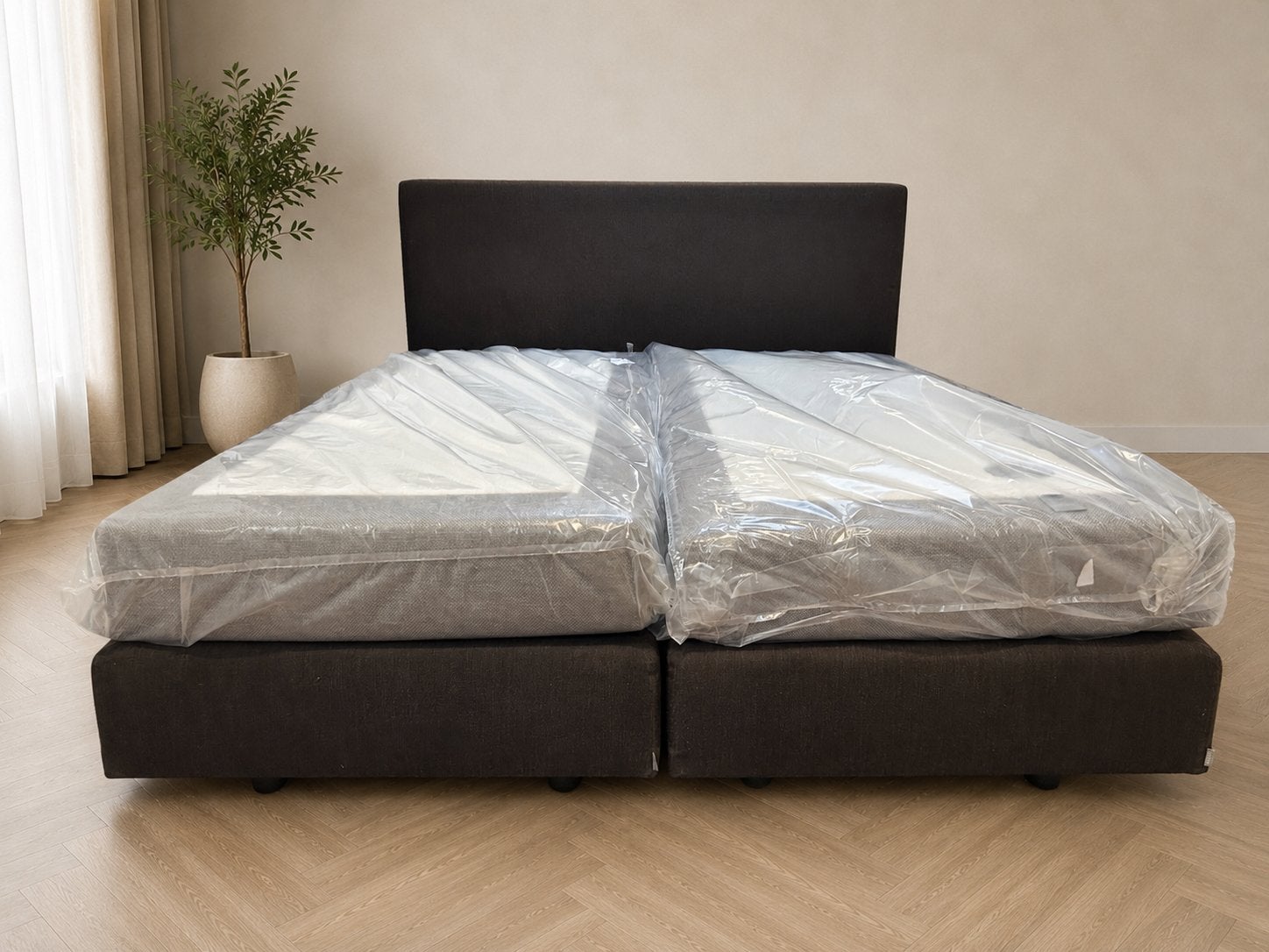 Premium Auping Boxspring 180x210 + 2x Prestige Rich matrasse, Bruin, 210 cm, Tweepersoons, Ophalen of Verzenden