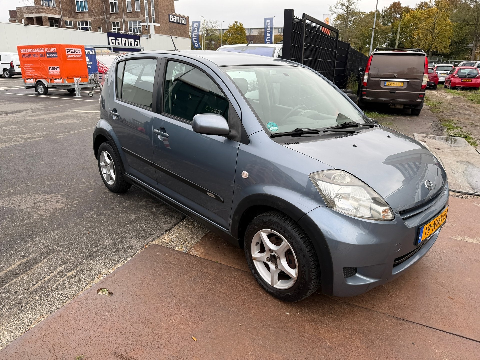 Daihatsu Sirion 2 1.3-16V Sense, Auto's, Gebruikt, 31 €/maand, 4 cilinders, Bedrijf