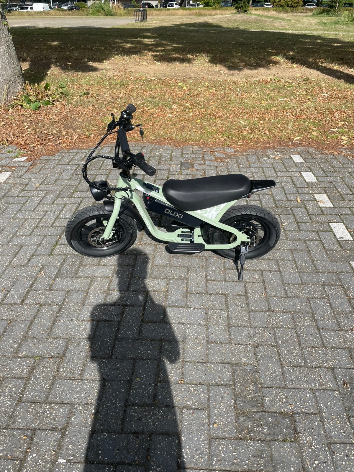 OUXI S73, Fietsen en Brommers, Minibikes, Midibikes en Pitbikes, Ophalen, Zo goed als nieuw, Schijfrem, Overige typen