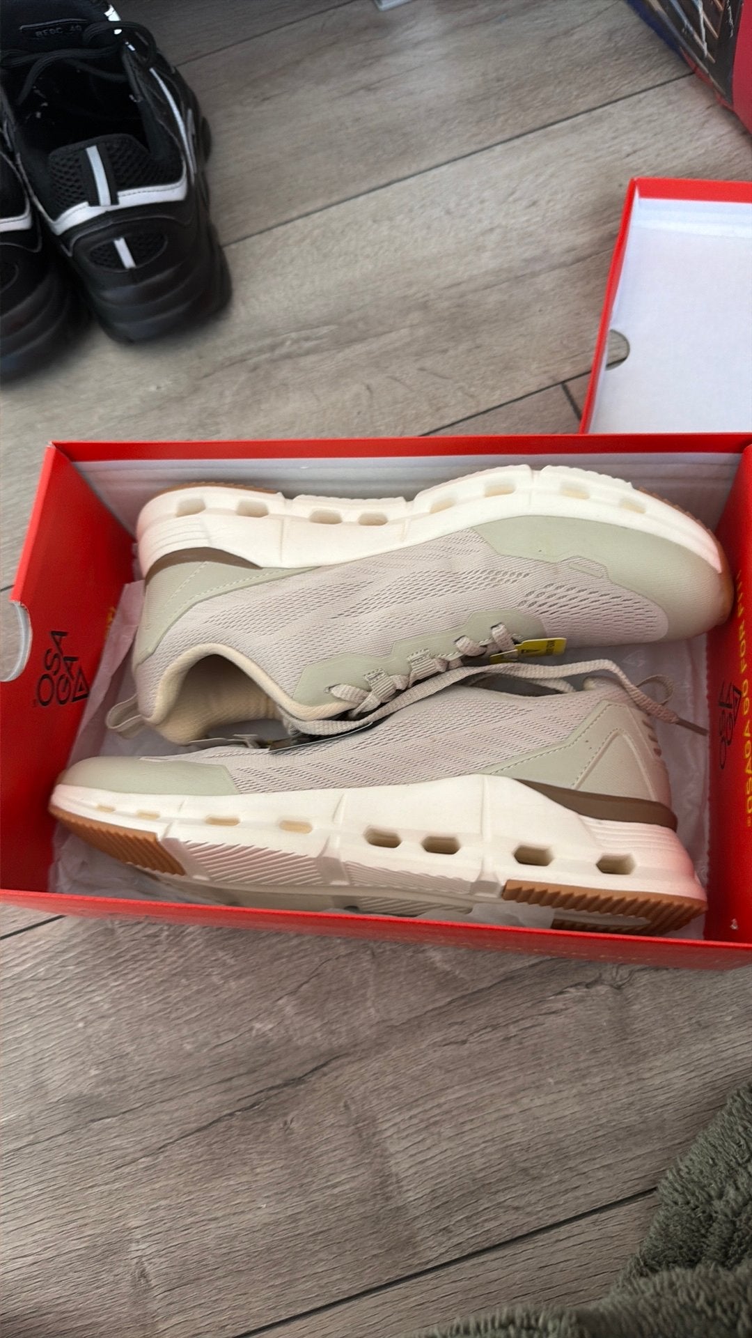 Gloednieuwe osaga schoenen, Ophalen of Verzenden, Zo goed als nieuw, IJshockeyschaatsen