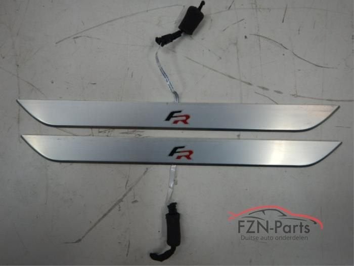 Seat Leon 5F FR Instapverlichting Dorpel sierlijst (5F494741, Ophalen of Verzenden, Gebruikt