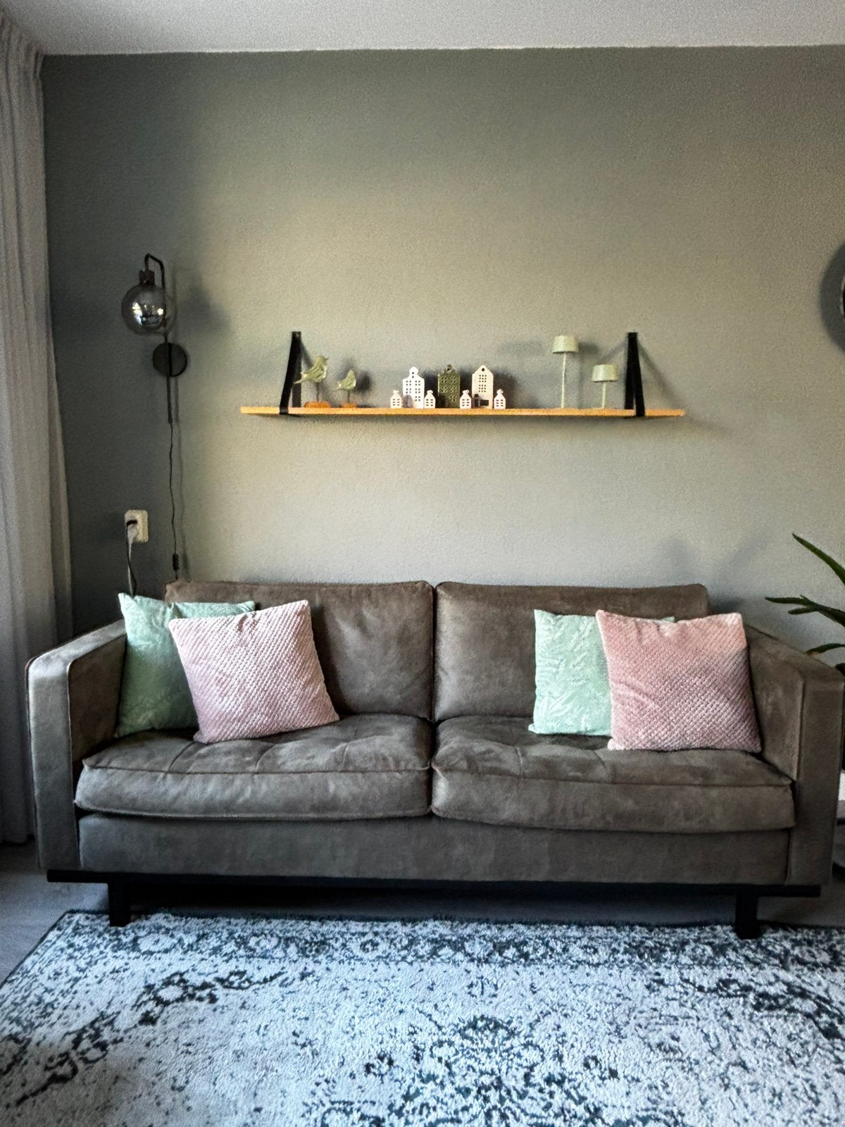 3 zitsbank micro leder +Hocker, Ophalen, Zo goed als nieuw