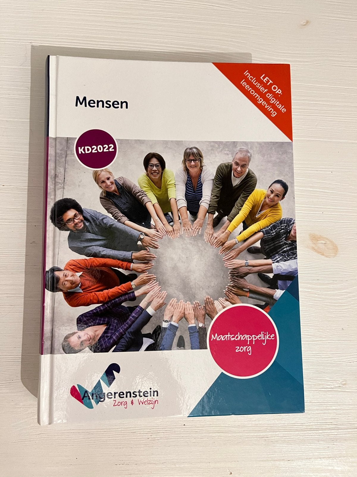 Studieboek Mensen - Maatschappelijke Zorg (KD2022), Ophalen of Verzenden, Gamma, Zo goed als nieuw, MBO