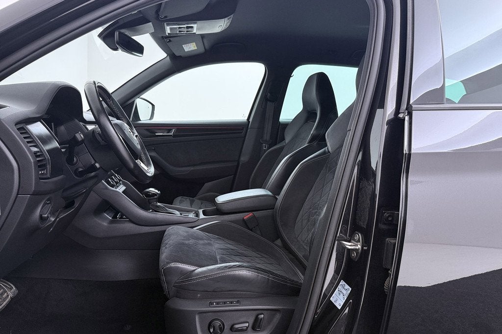 Skoda Kodiaq 1.5 TSI Sportline 7p. | Trekhaak | Vitual Cockp, Auto's, Skoda, 4 cilinders, 150 pk, 7 stoelen, Zwart
