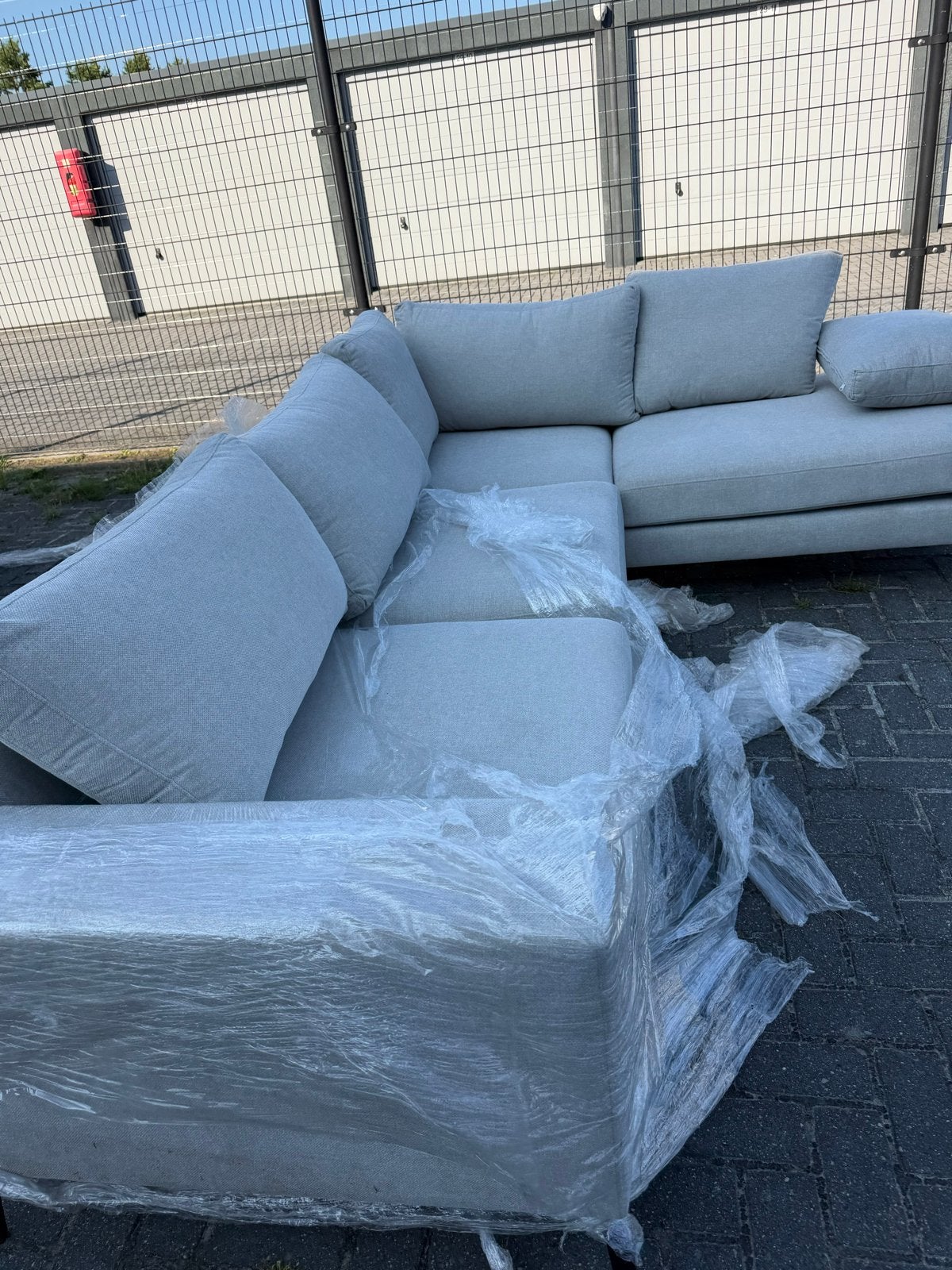 Nieuwe Fabio Hoekbank - Comfortabel en Modern, 250 tot 300 cm, Hoekbank, Nieuw, Ophalen of Verzenden