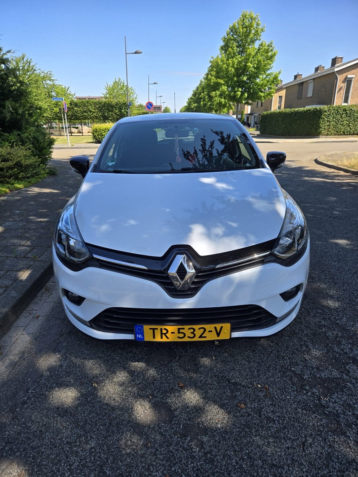 Renault Clio Energy TCe 90pk Eco2 S&S 2018 Wit, Auto's, Voorwielaandrijving, 898 cc, Stof, Origineel Nederlands