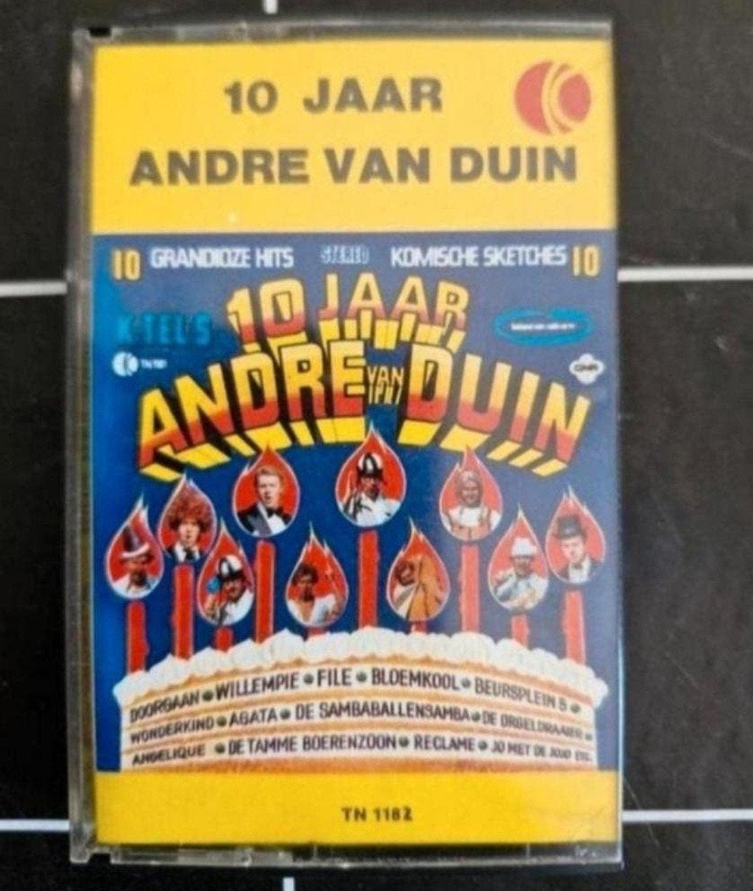 Twee cassettebandjes: André van Duin, Gebruikt, 2 t/m 25 bandjes, Ophalen of Verzenden, Voorbespeeld