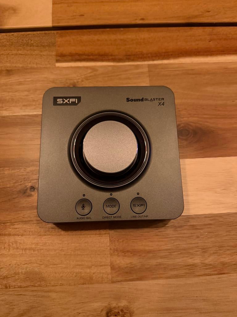 Creative Sound Blaster X4 Externe Geluidskaart SXFI, Computers en Software, Geluidskaarten, Ophalen of Verzenden, Zo goed als nieuw