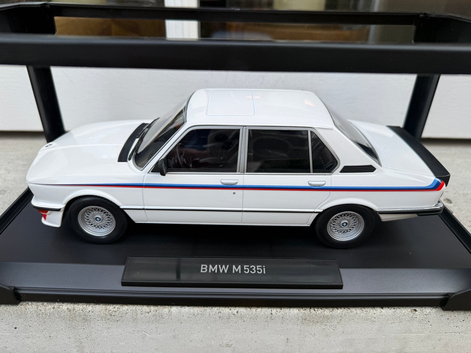 1:18 BMW E28 M535i wit 1980 Norev 183265, Auto, Norev, 70-72 Av. de Bohlen, Vaulx-en-Velin, 69120, France, Norev